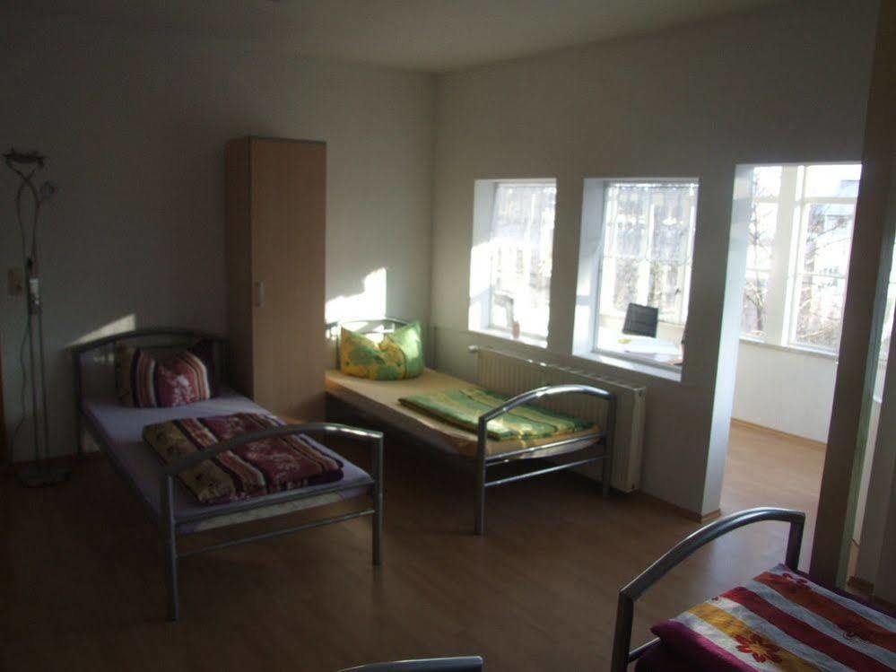 Hostel Ballenstedt Apartment *